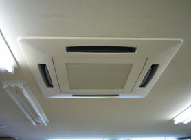 �Ɩ��p�G�A�R���@4����